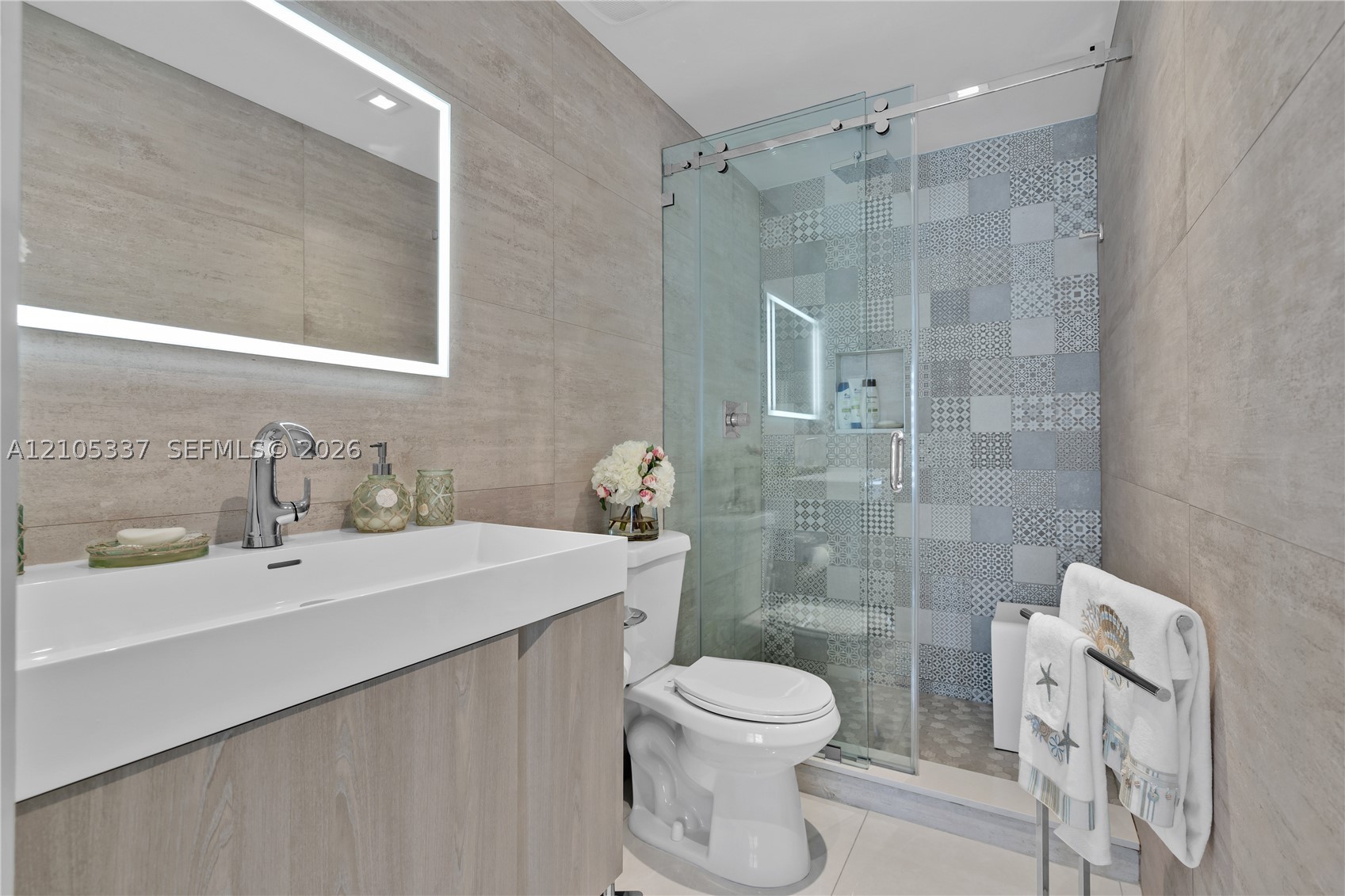 3322 NE 166th St, North Miami Beach FL 33160