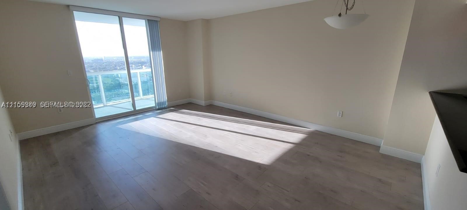 1800 N Bayshore Dr #2704, Miami FL 33132