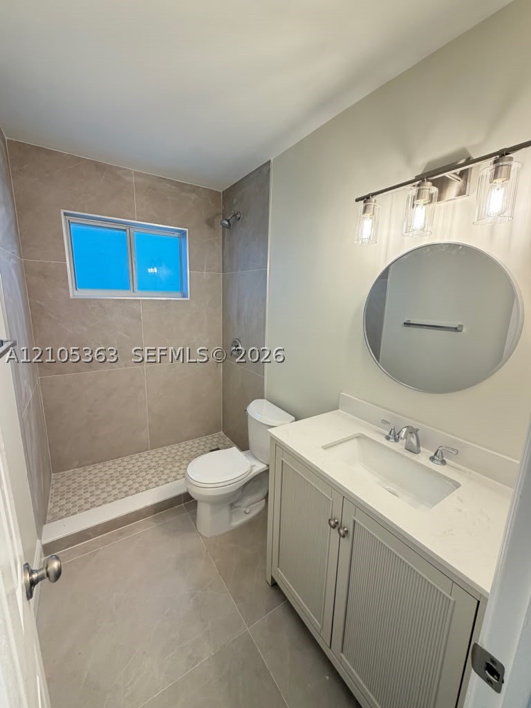 13960 Lake Placid Ct #C11, Miami Lakes FL 33014
