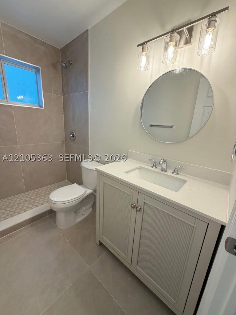 13960 Lake Placid Ct #C11, Miami Lakes FL 33014