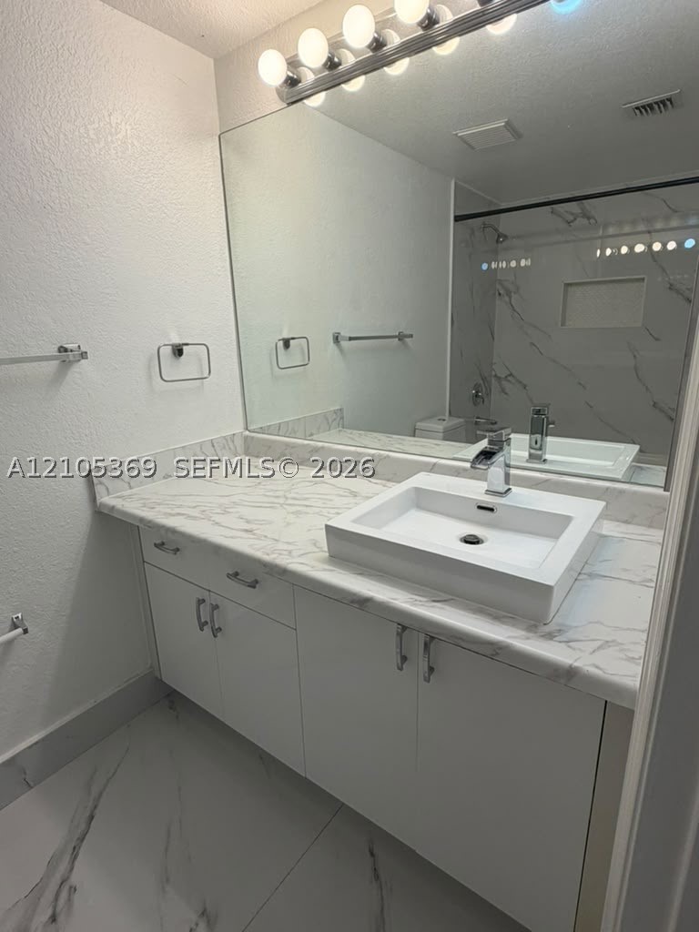 2430 Centergate Dr #107, Miramar FL 33025