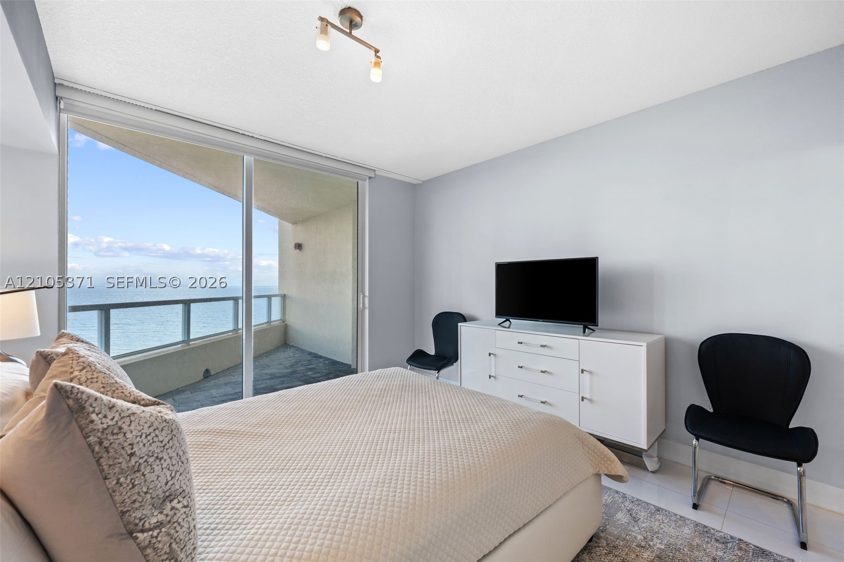 16699 Collins Ave #1104, Sunny Isles Beach FL 33160