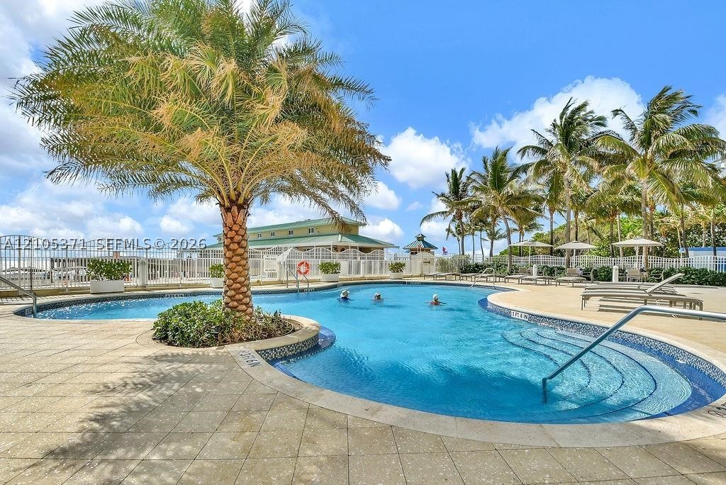 16699 Collins Ave #1104, Sunny Isles Beach FL 33160