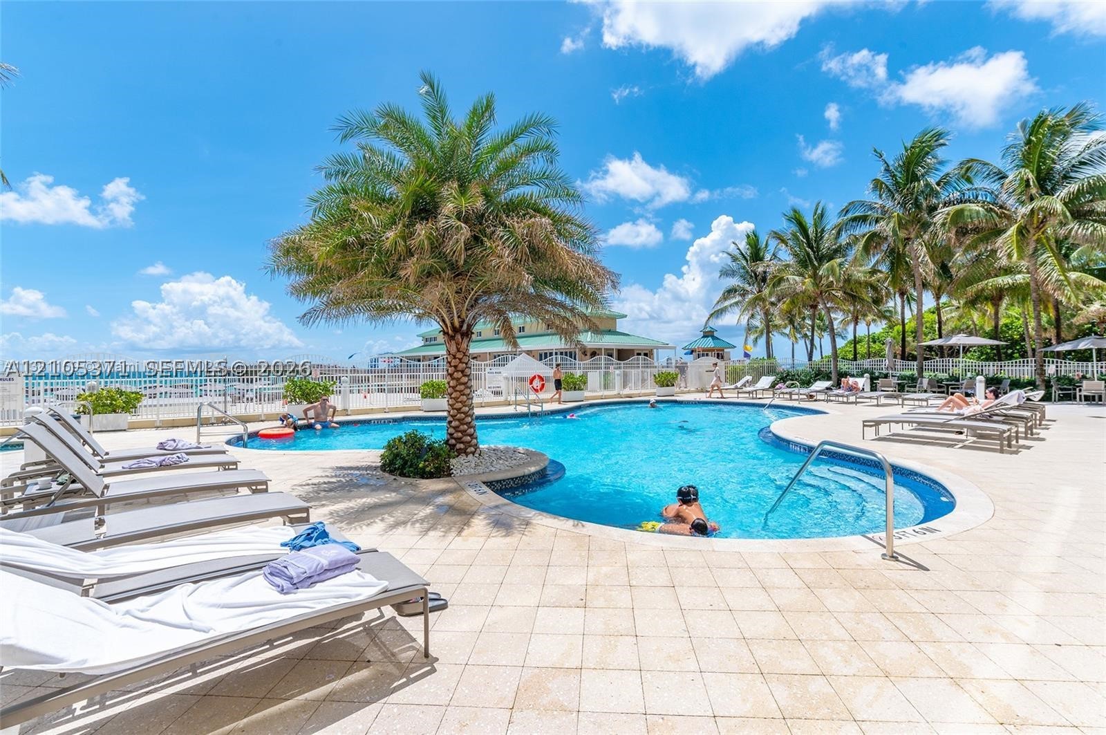 16699 Collins Ave #1104, Sunny Isles Beach FL 33160