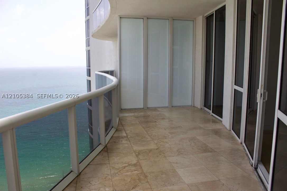 16001 Collins Ave #2803, Sunny Isles Beach FL 33160
