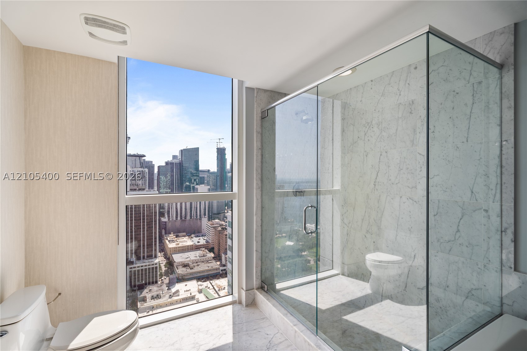 244 Biscayne Blvd #4308, Miami FL 33132