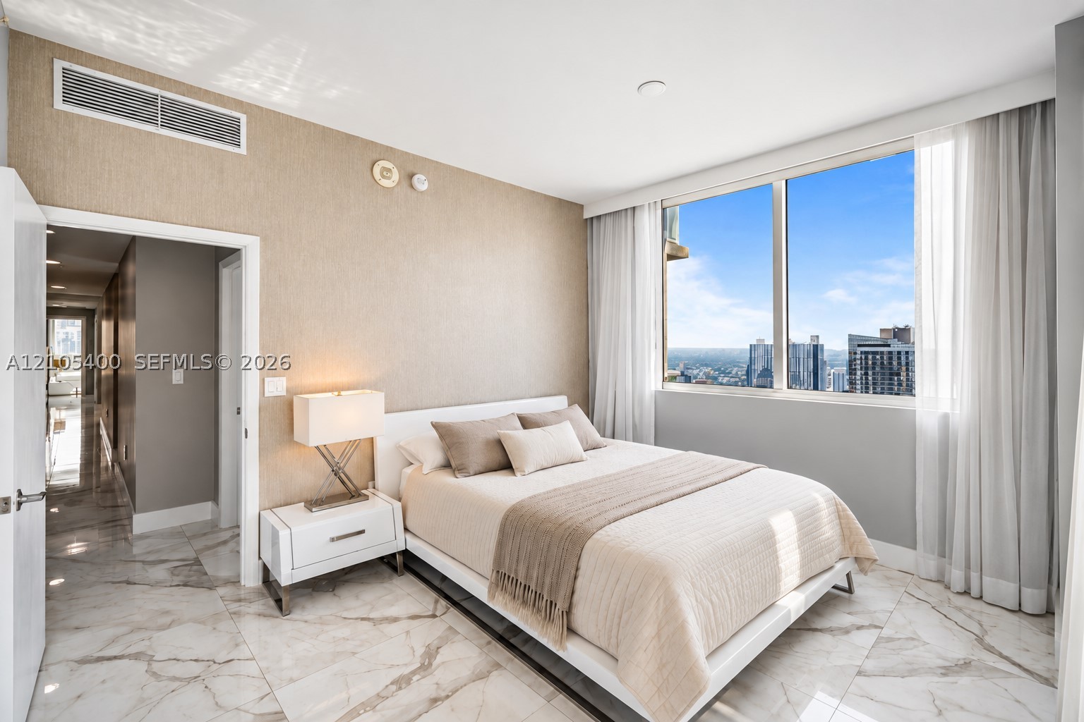 244 Biscayne Blvd #4308, Miami FL 33132
