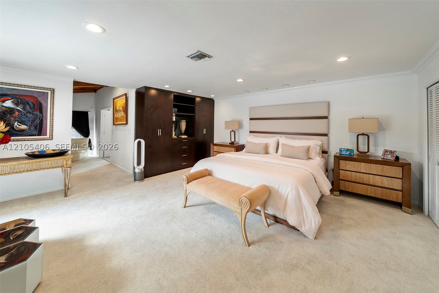 407 Sunset Dr, Hallandale Beach FL 33009