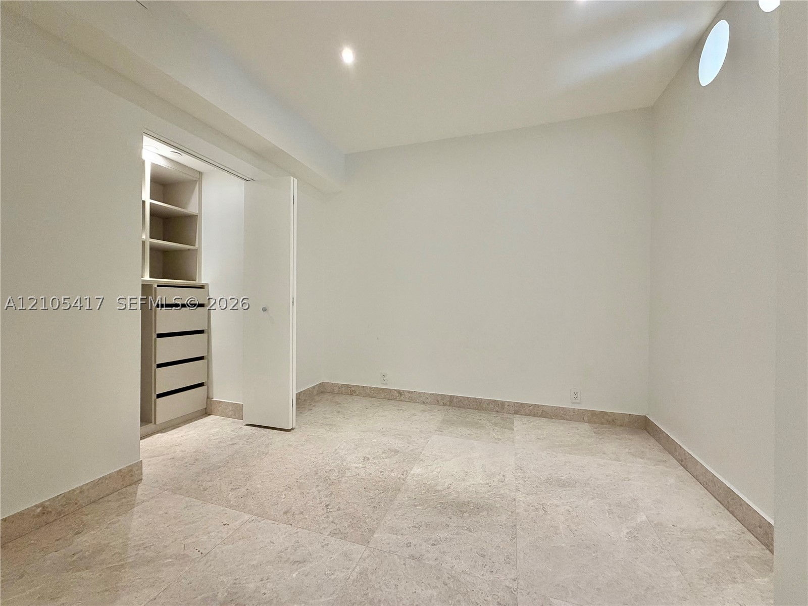 201 Crandon Blvd #605, Key Biscayne FL 33149