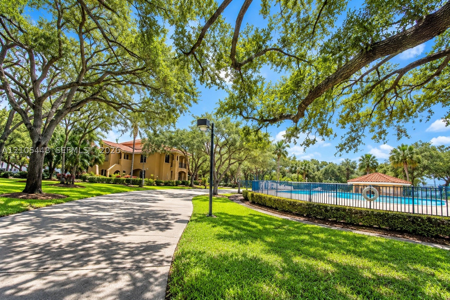 15515 N Miami Lakeway N #204-11, Miami Lakes FL 33014