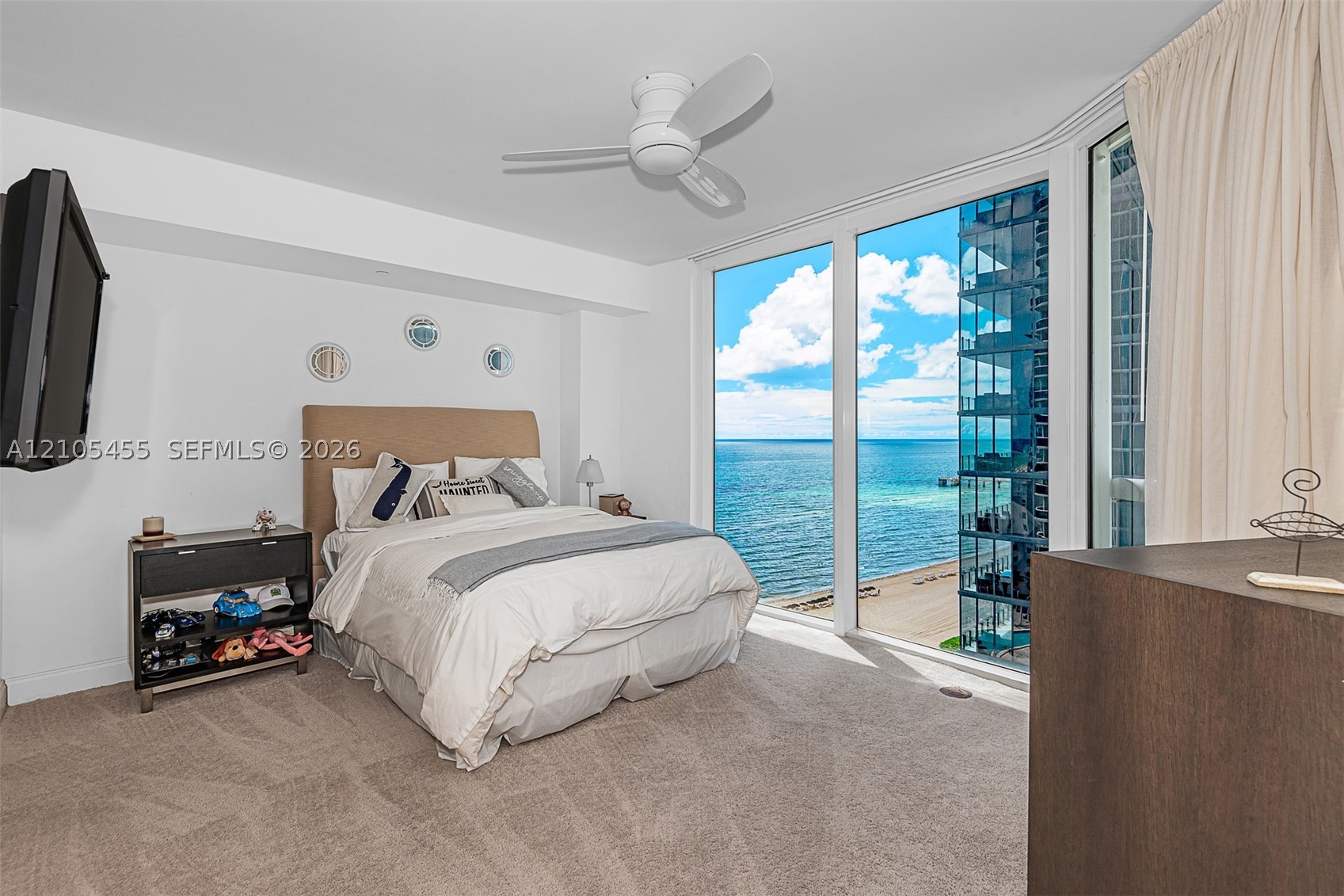 17201 Collins Ave #1603, Sunny Isles Beach FL 33160
