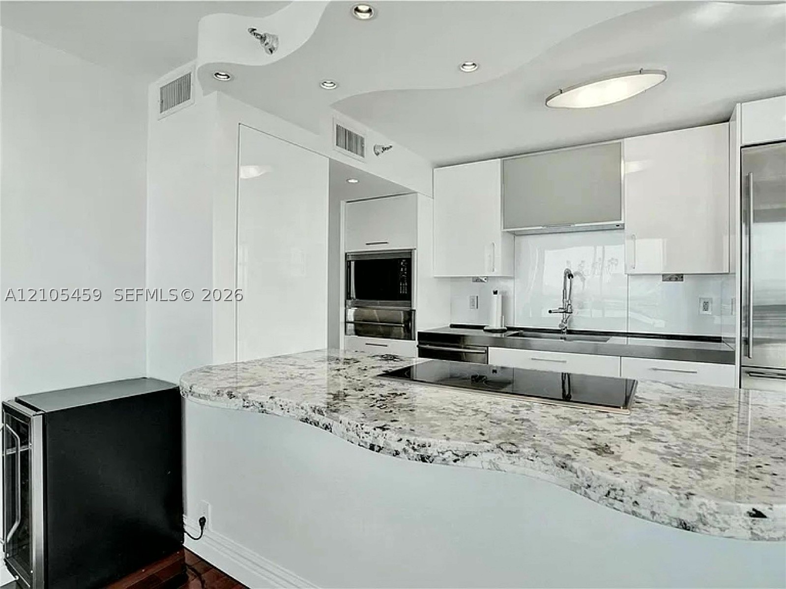 3500 Mystic Pointe Dr #3406, Aventura FL 33180