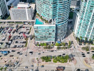 888 Biscayne Blvd #811, Miami FL 33132
