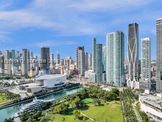 888 Biscayne Blvd #811, Miami FL 33132