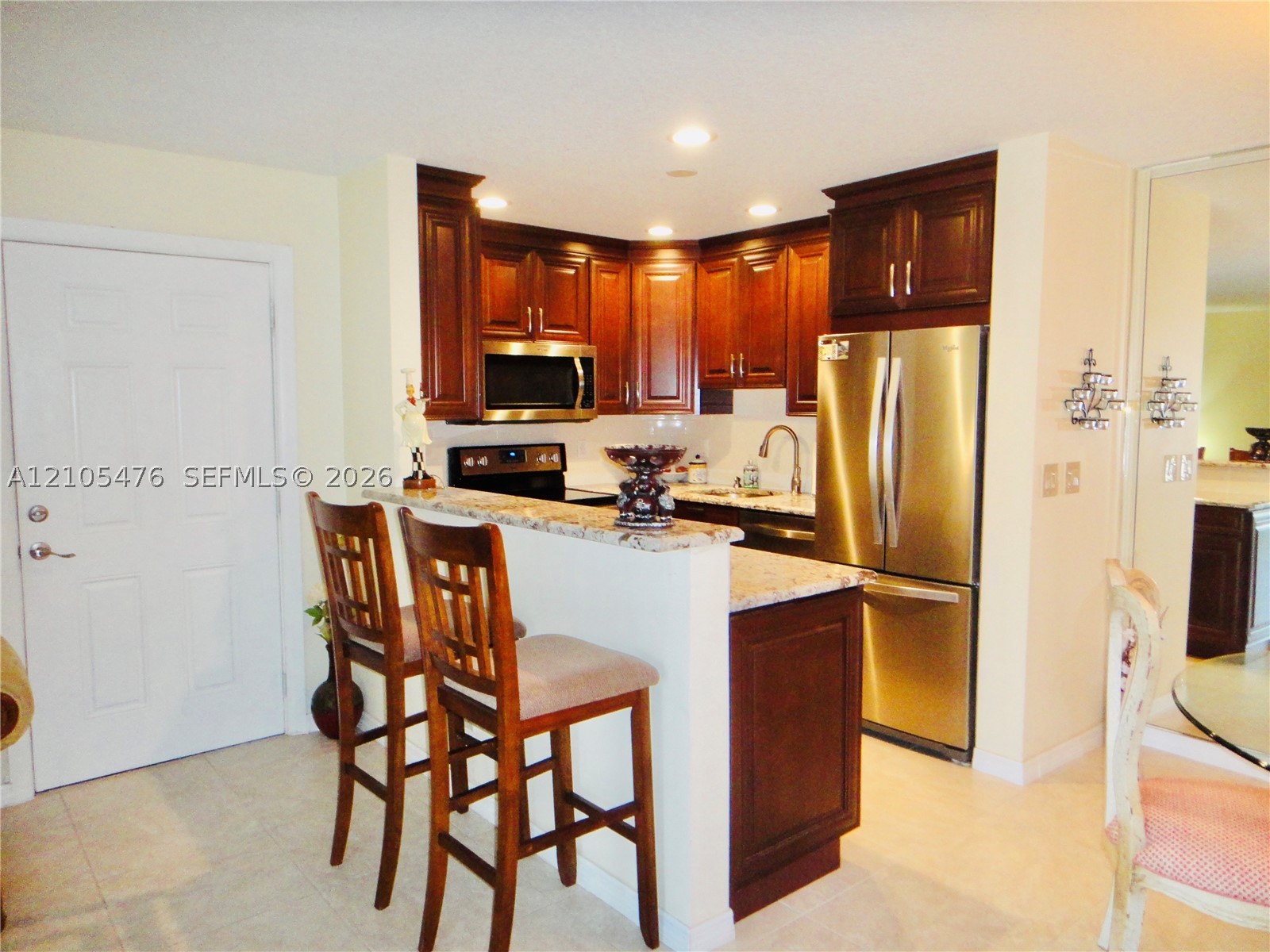 1102 Duncan Cir #104, Palm Beach Gardens FL 33418