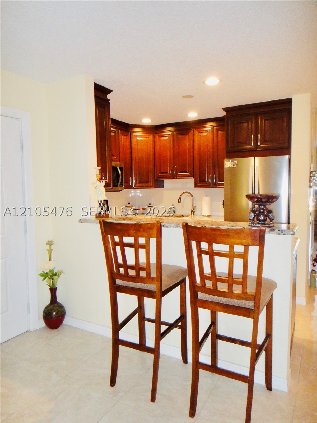 1102 Duncan Cir #104, Palm Beach Gardens FL 33418