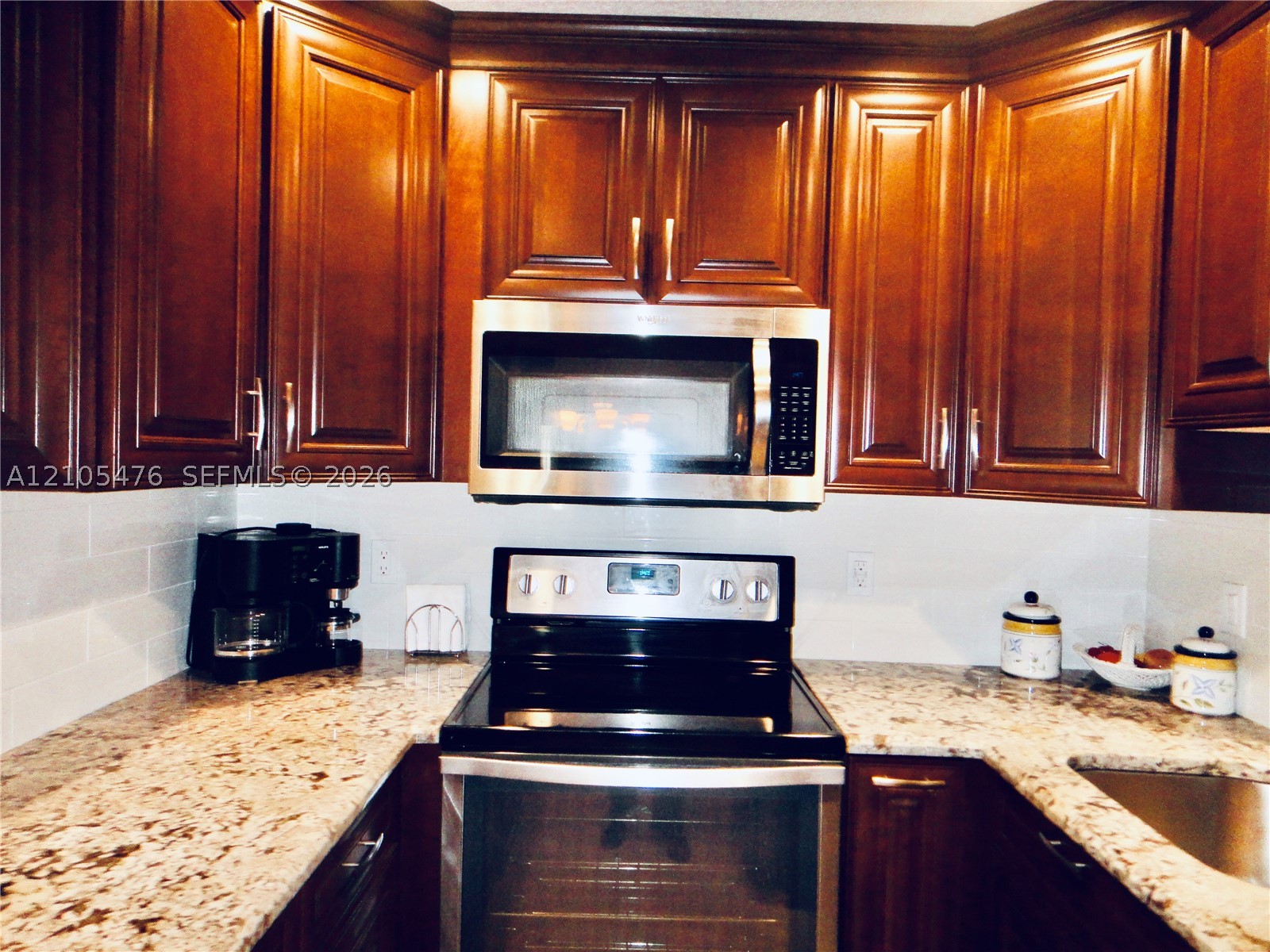 1102 Duncan Cir #104, Palm Beach Gardens FL 33418