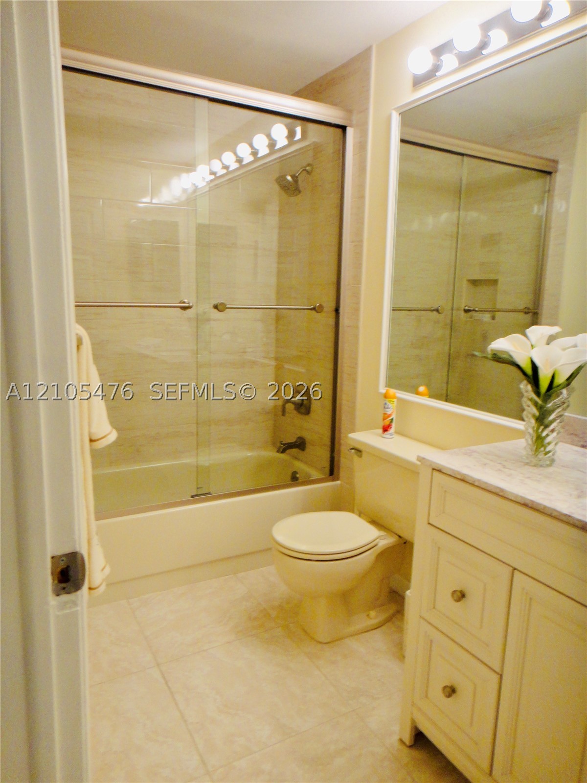 1102 Duncan Cir #104, Palm Beach Gardens FL 33418