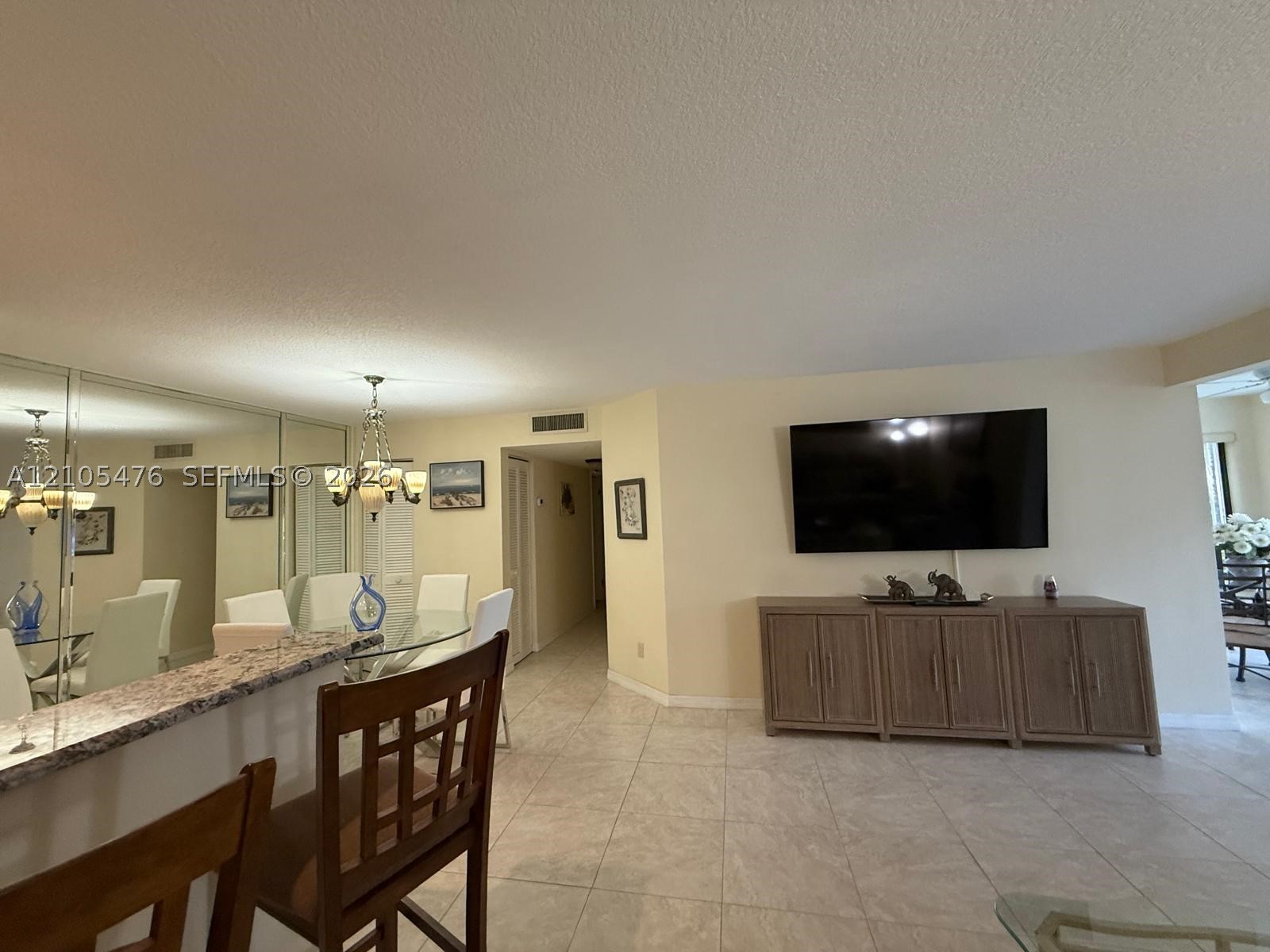 1102 Duncan Cir #104, Palm Beach Gardens FL 33418