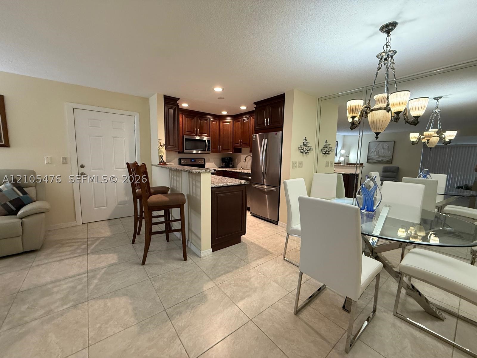 1102 Duncan Cir #104, Palm Beach Gardens FL 33418