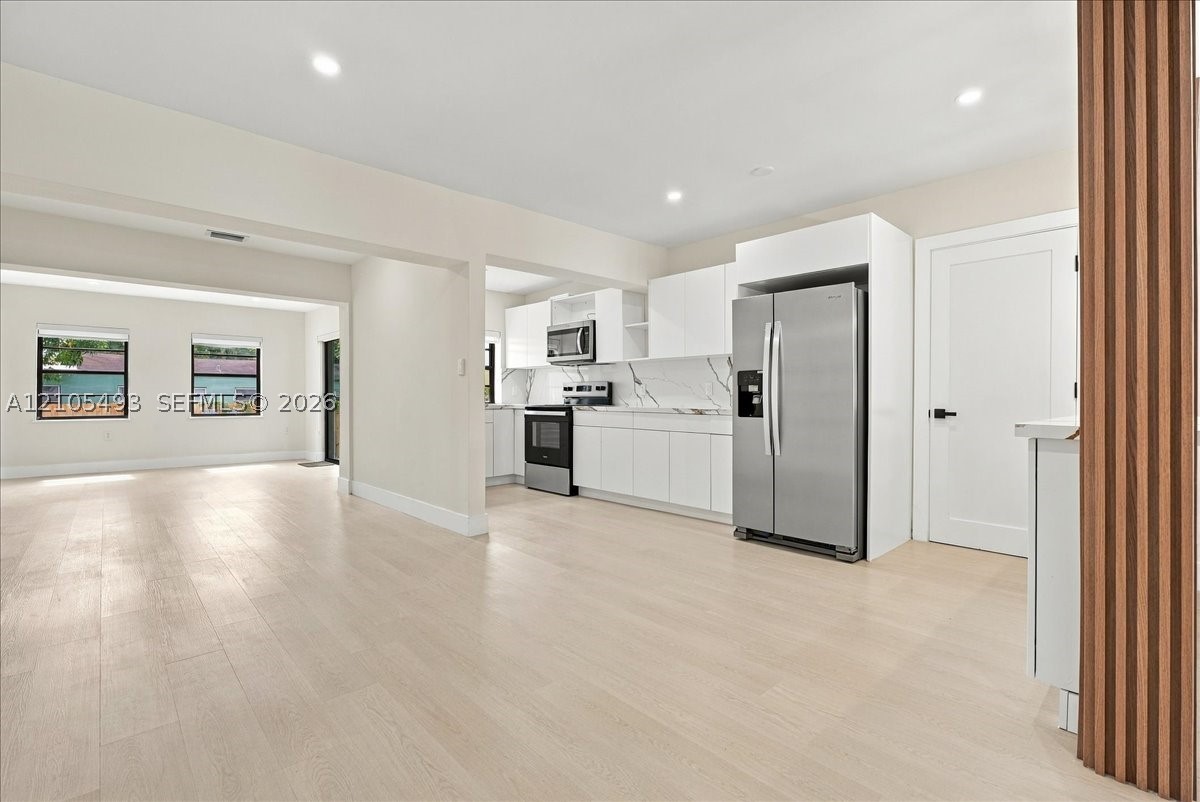4606 SW 1st St, Miami FL 33134