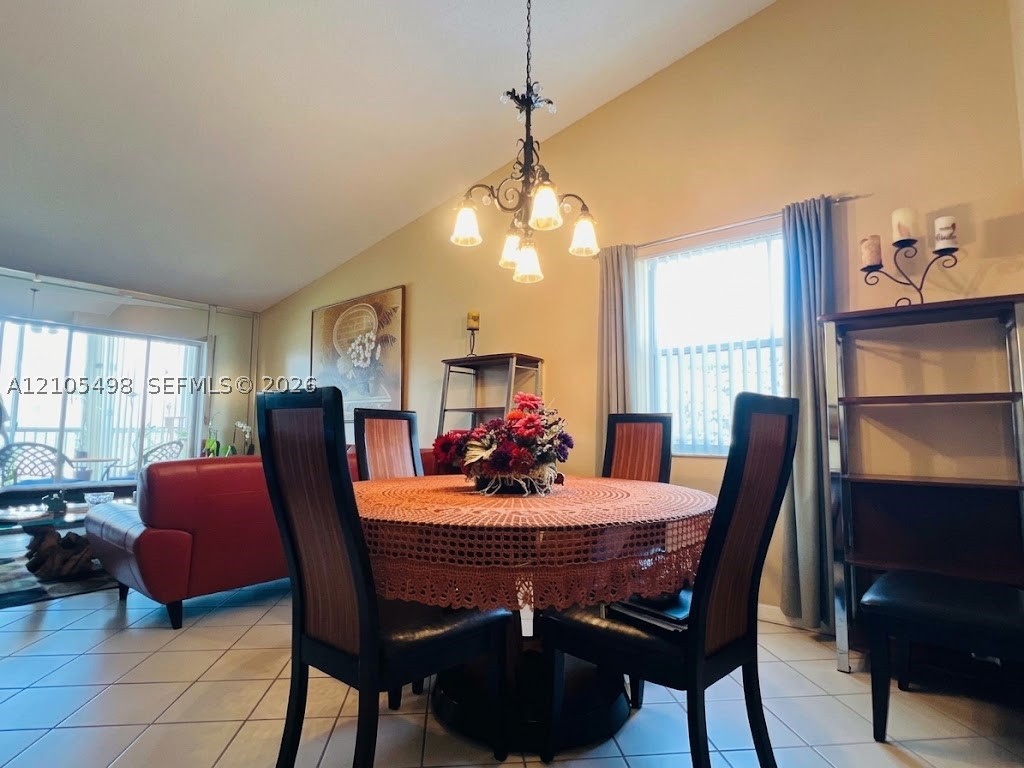 7407 N Devon Dr #212, Tamarac FL 33321