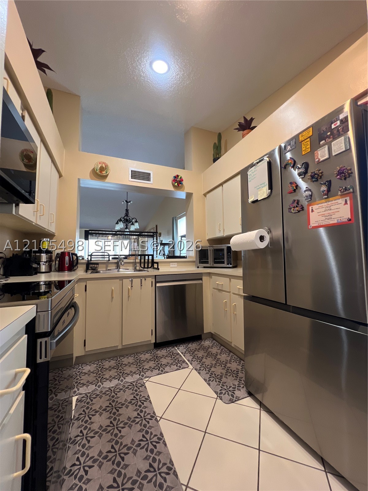 7407 N Devon Dr #212, Tamarac FL 33321