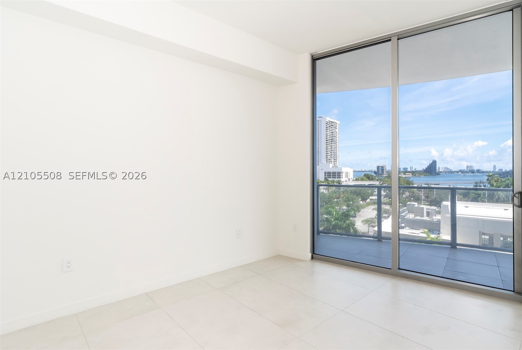 1400 Biscayne Blvd #504, Miami FL 33132