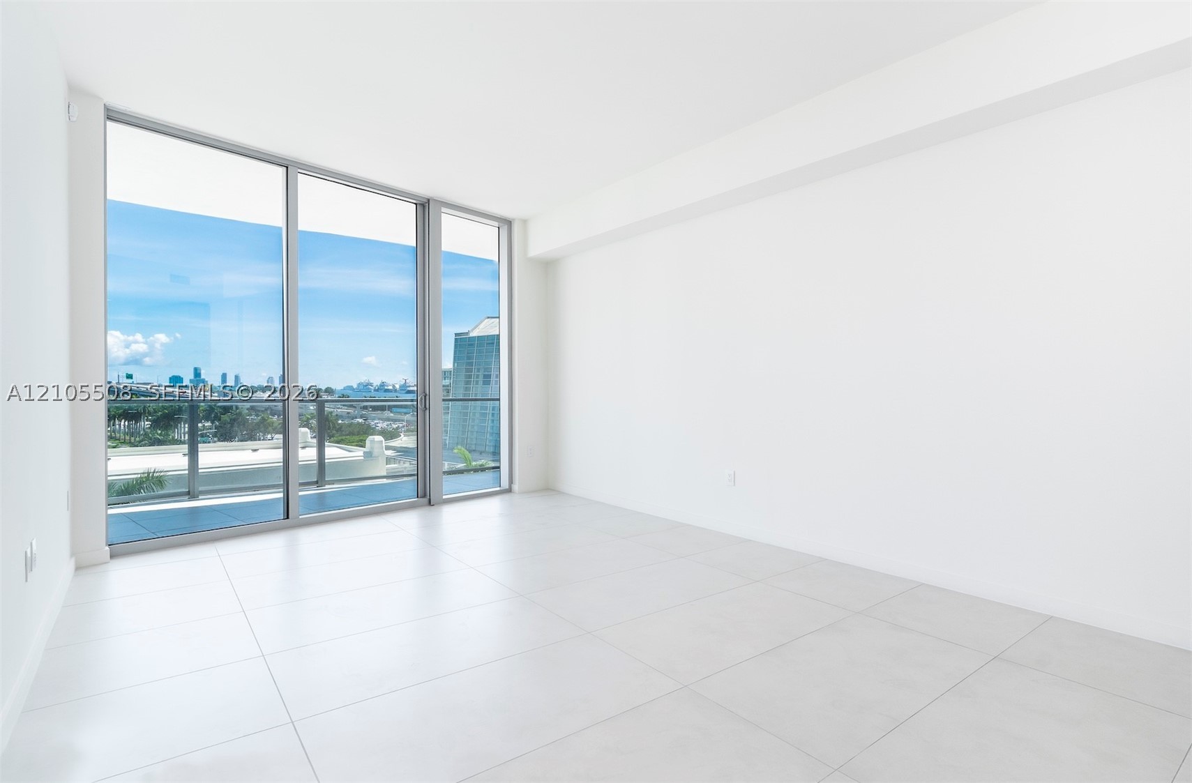 1400 Biscayne Blvd #504, Miami FL 33132