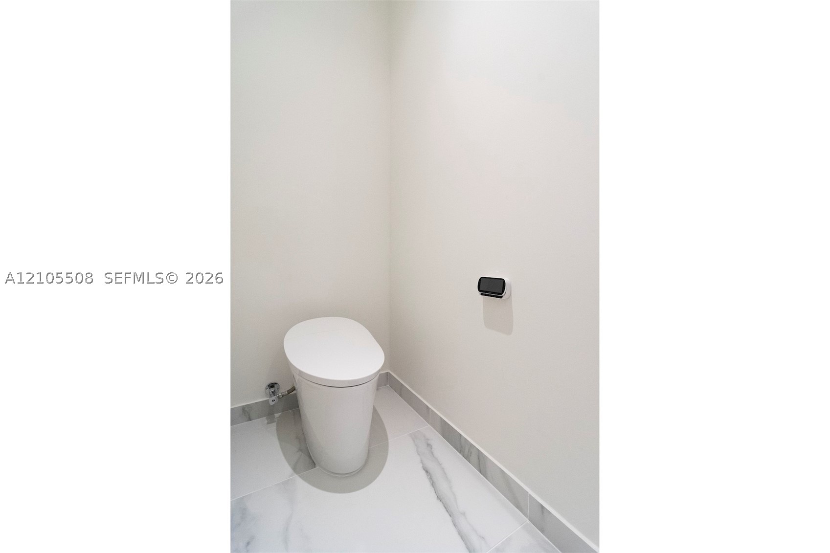 1400 Biscayne Blvd #504, Miami FL 33132