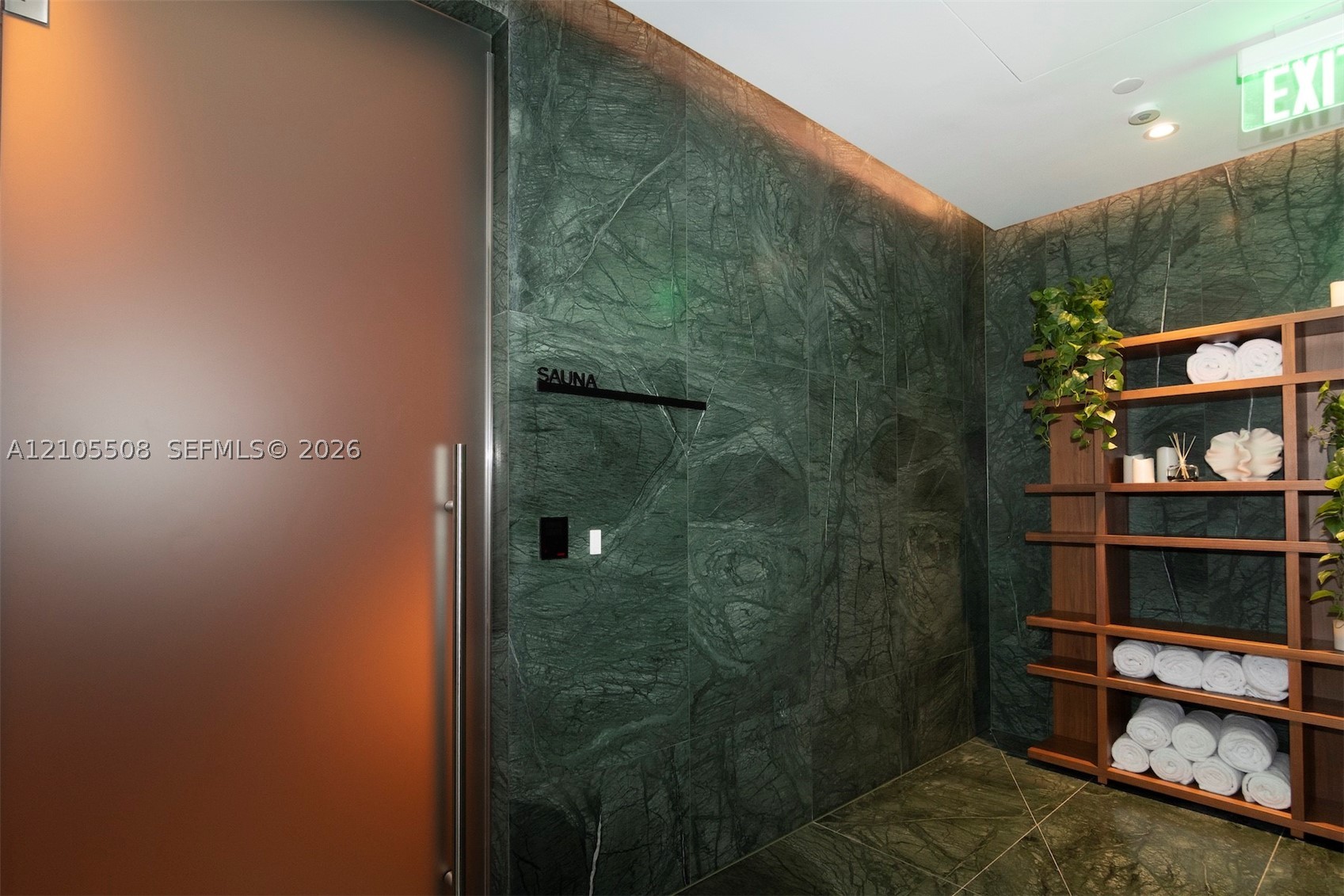 1400 Biscayne Blvd #504, Miami FL 33132