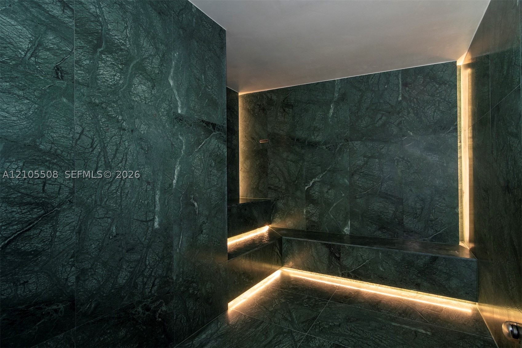 1400 Biscayne Blvd #504, Miami FL 33132