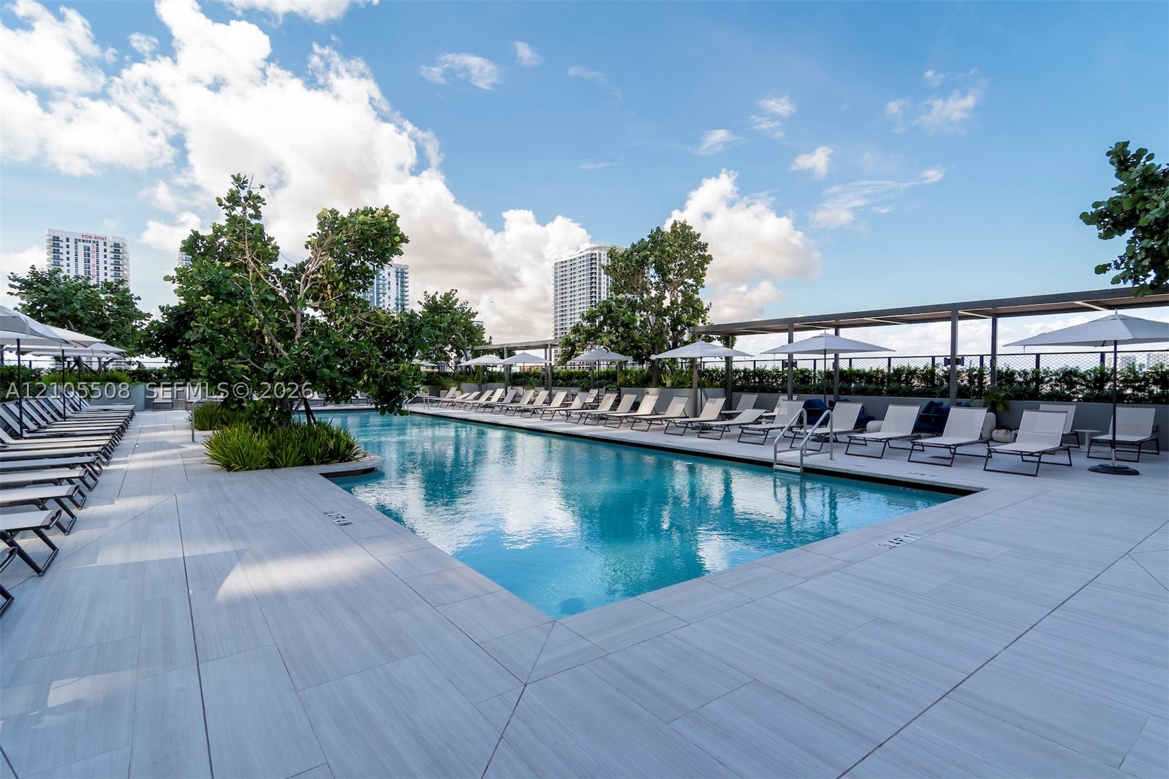 1400 Biscayne Blvd #504, Miami FL 33132