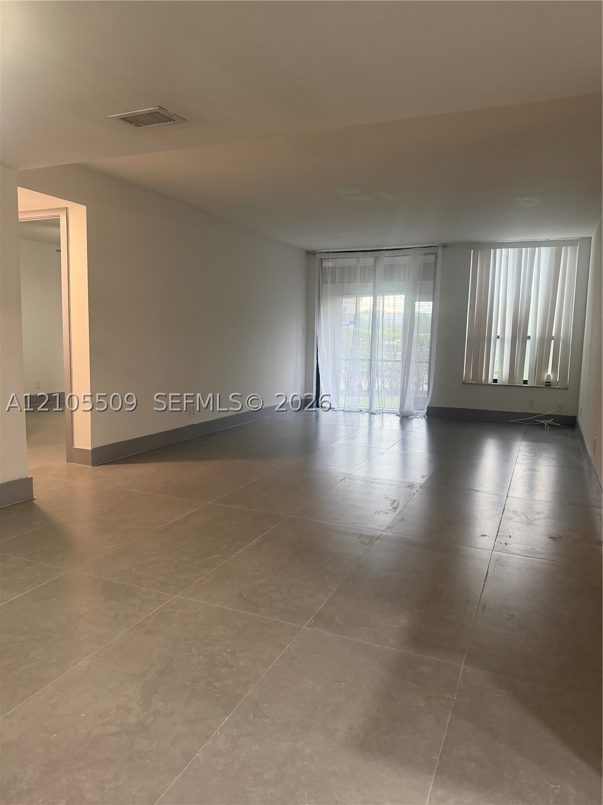 8050 W Mcnab Rd #121, Tamarac FL 33321