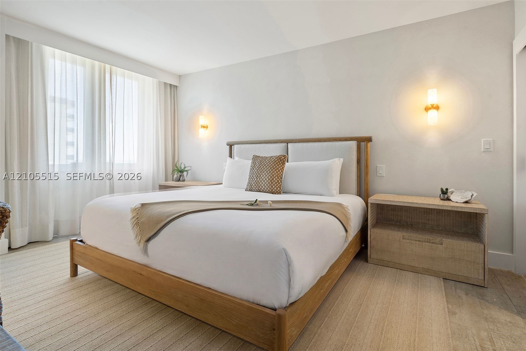 102 24th St #1213, Miami Beach FL 33139