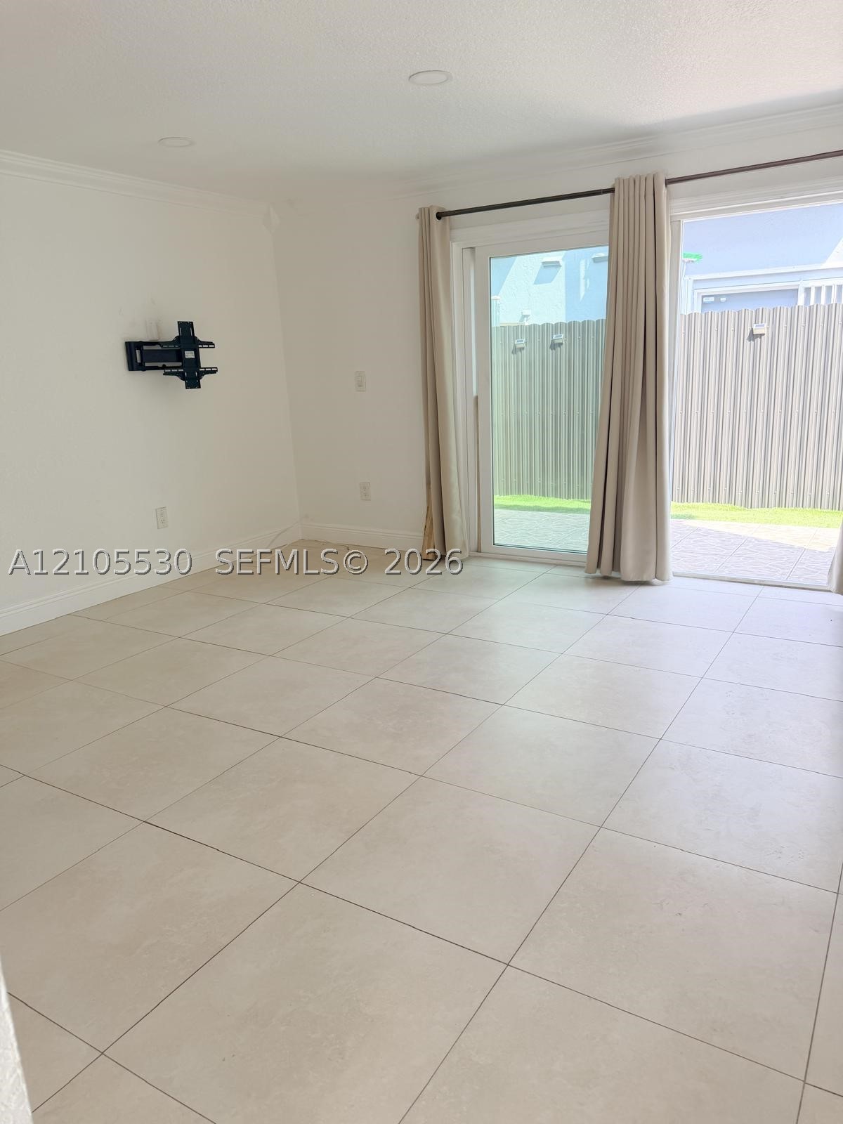 6570 SW 12th St #7-6570, West Miami FL 33144