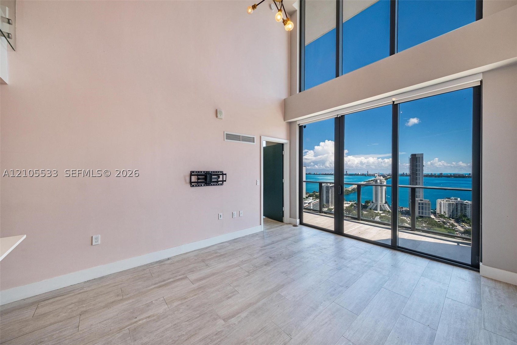 121 NE 34th St #PH7, Miami FL 33137