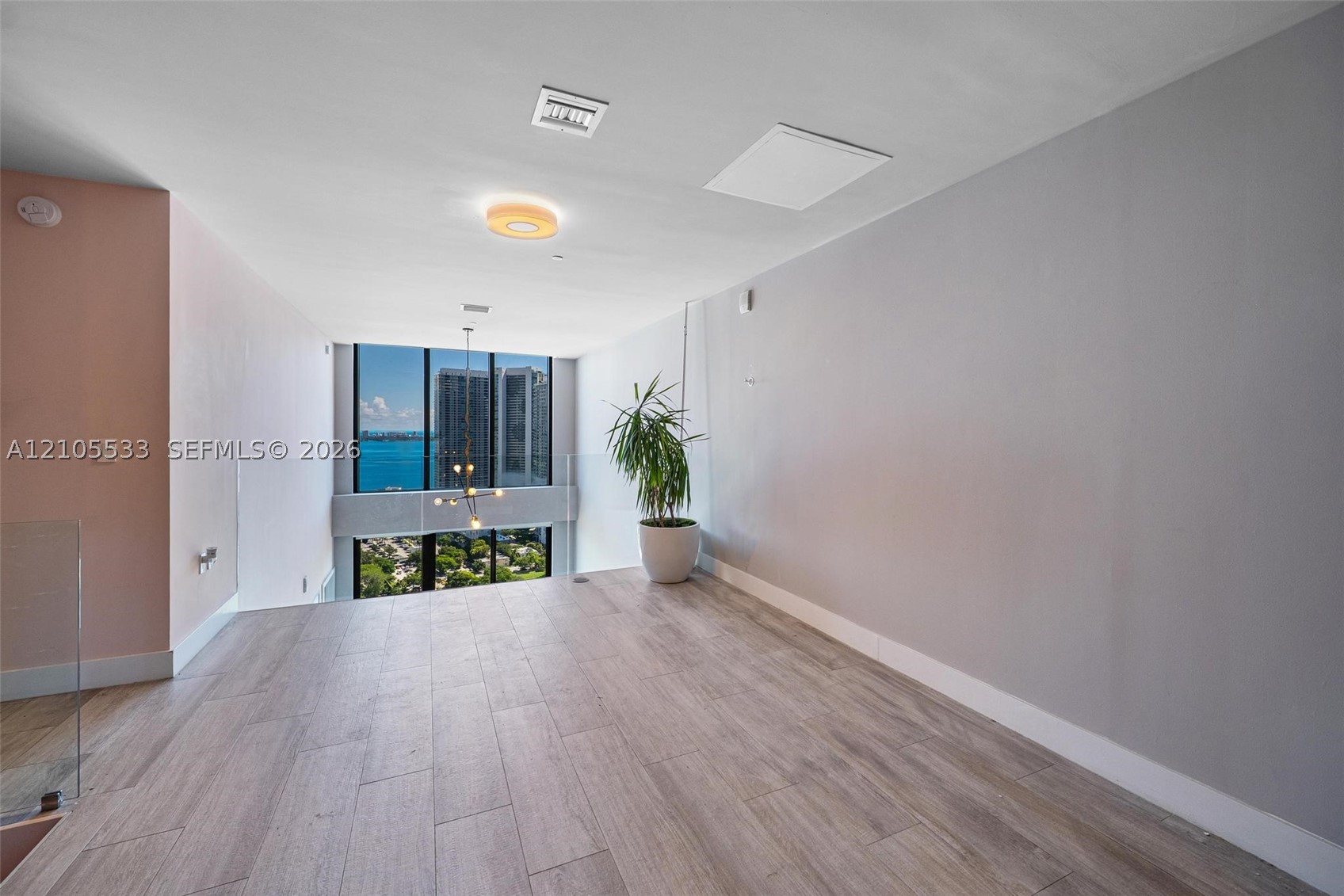 121 NE 34th St #PH7, Miami FL 33137