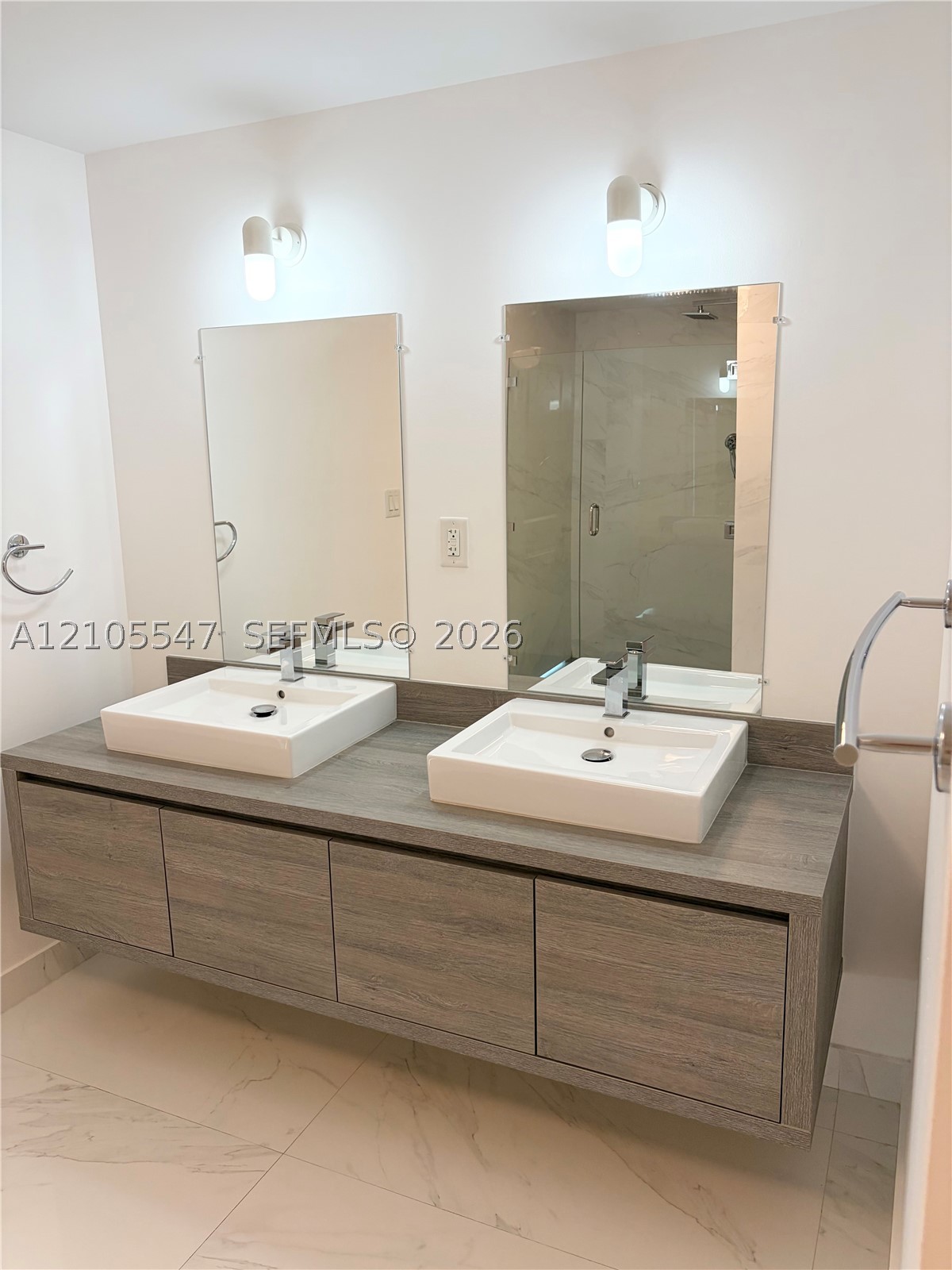 400 Sunny Isles Blvd #1002, Sunny Isles Beach FL 33160