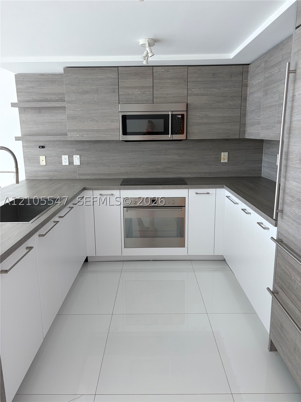 400 Sunny Isles Blvd #1002, Sunny Isles Beach FL 33160