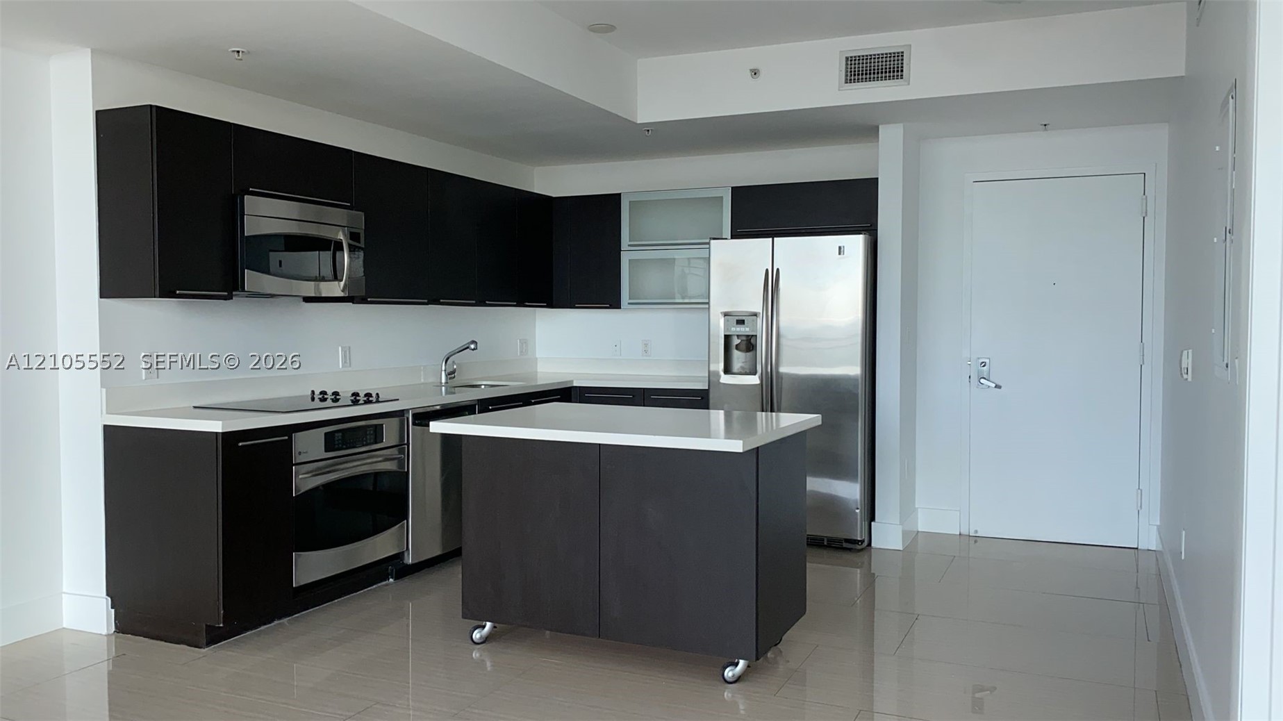 90 SW 3rd St #3907, Miami FL 33130