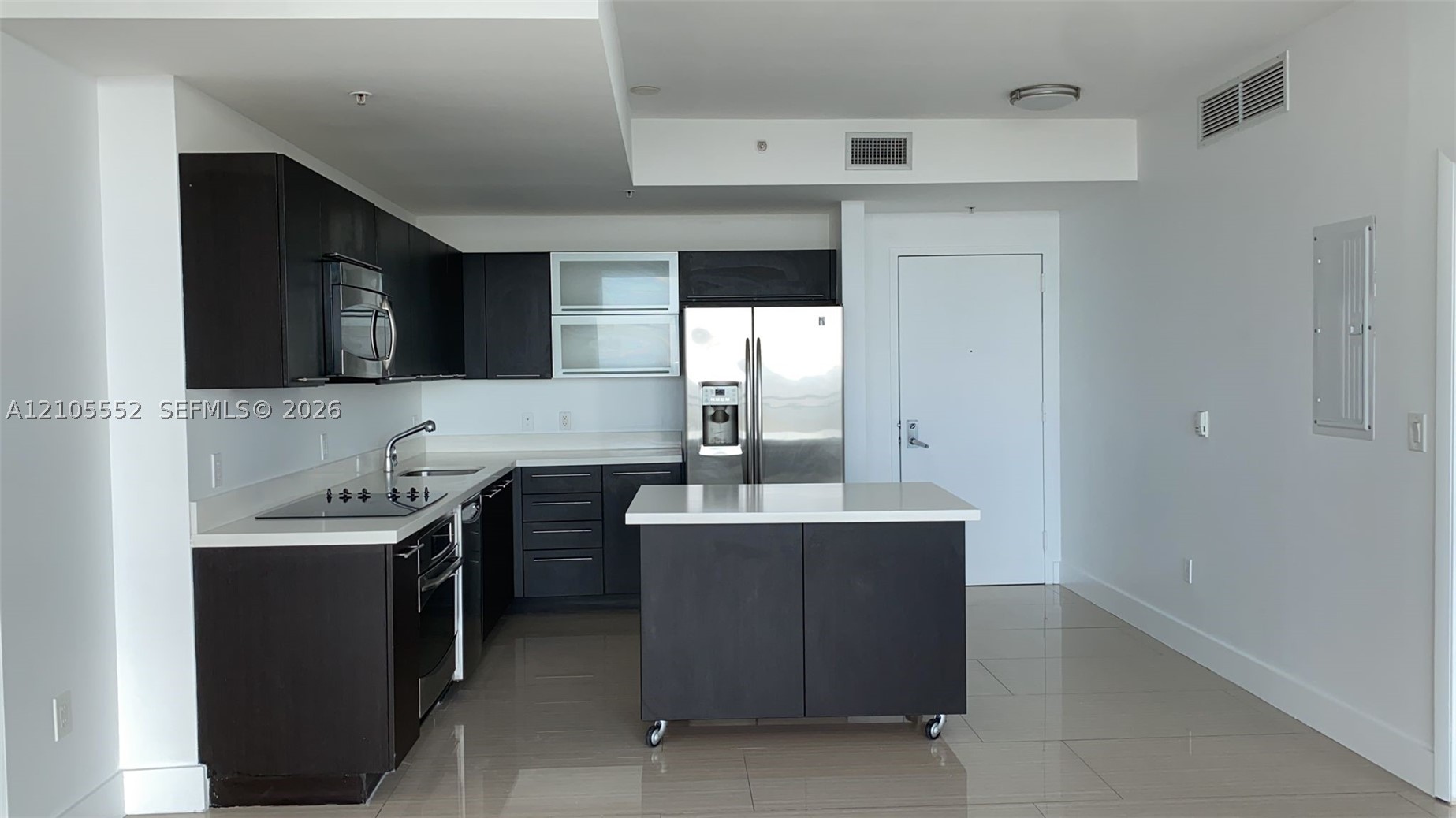 90 SW 3rd St #3907, Miami FL 33130