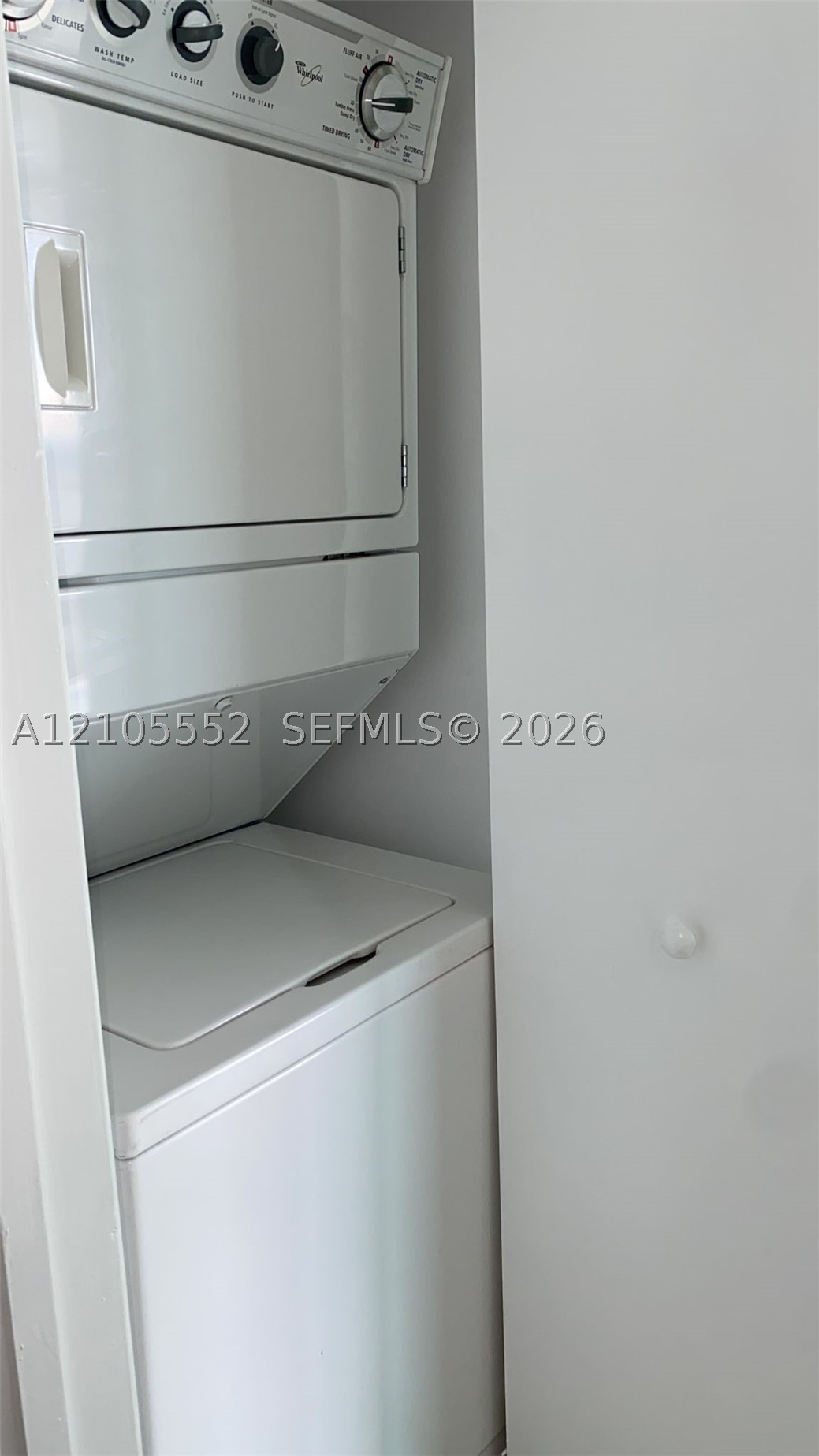 90 SW 3rd St #3907, Miami FL 33130