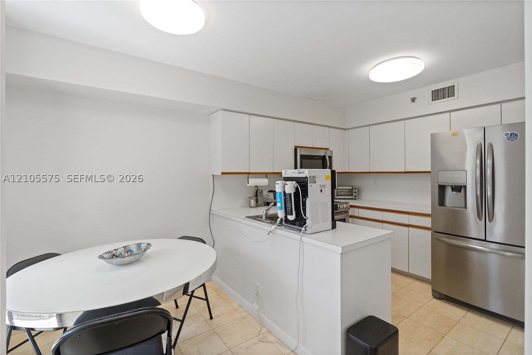 3600 Mystic Pointe Dr #215, Aventura FL 33180