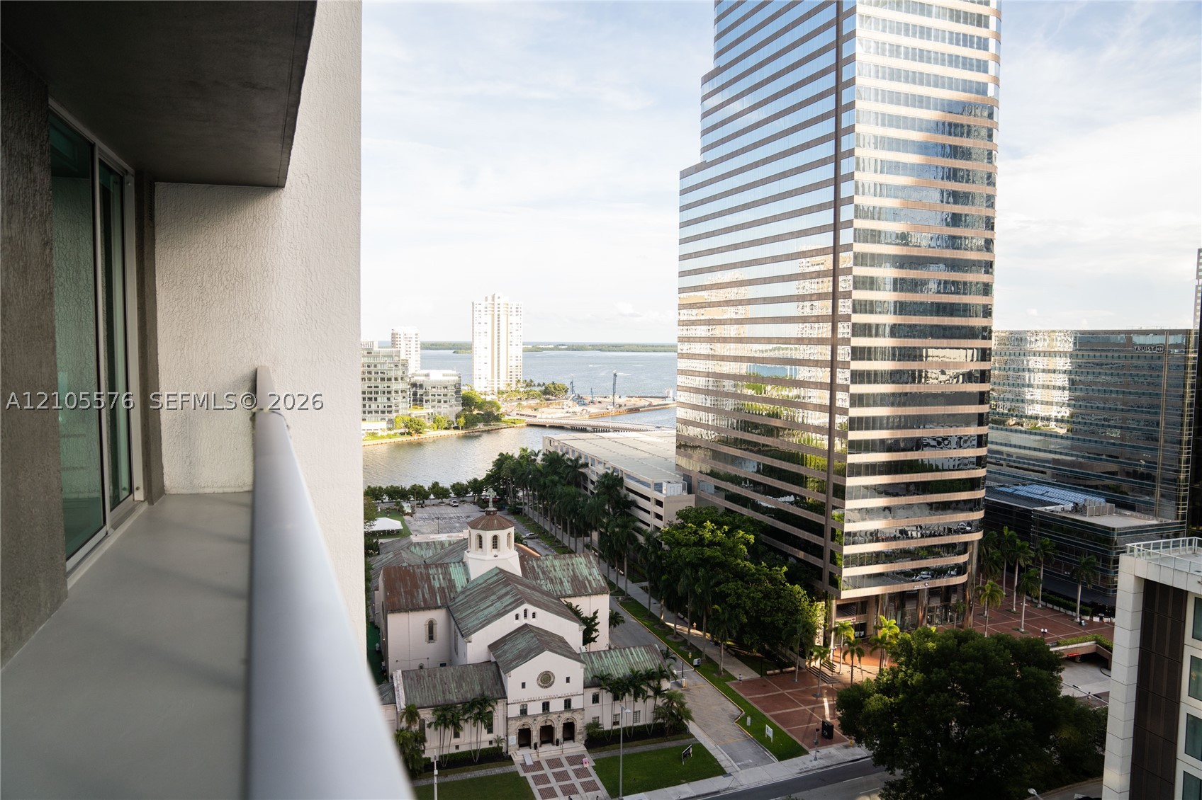 500 Brickell Ave #1910, Miami FL 33131
