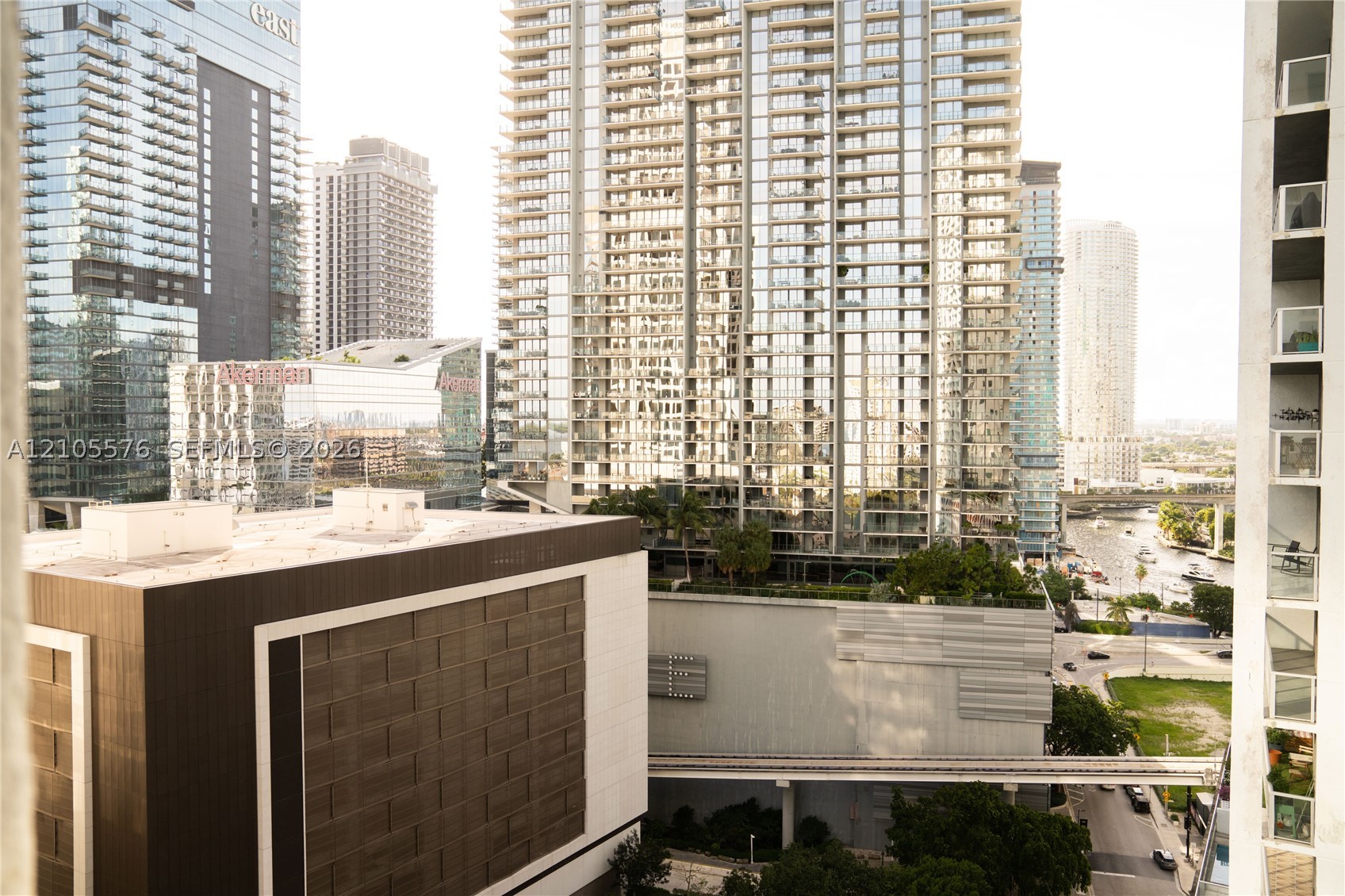 500 Brickell Ave #1910, Miami FL 33131