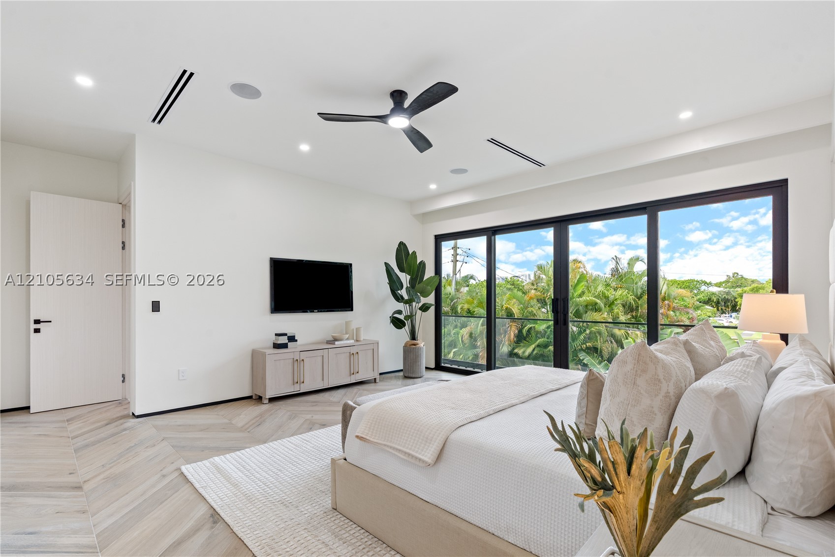 623 NE 16th Ter, Fort Lauderdale FL 33304