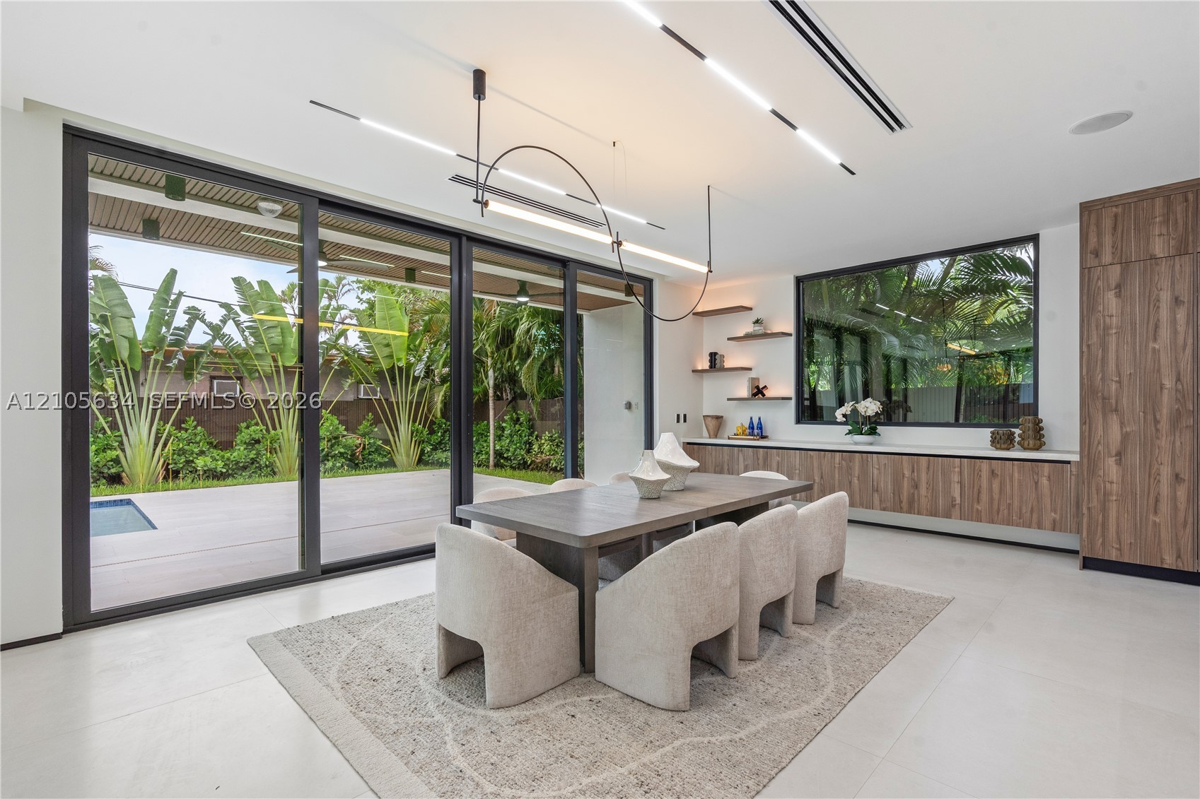 623 NE 16th Ter, Fort Lauderdale FL 33304