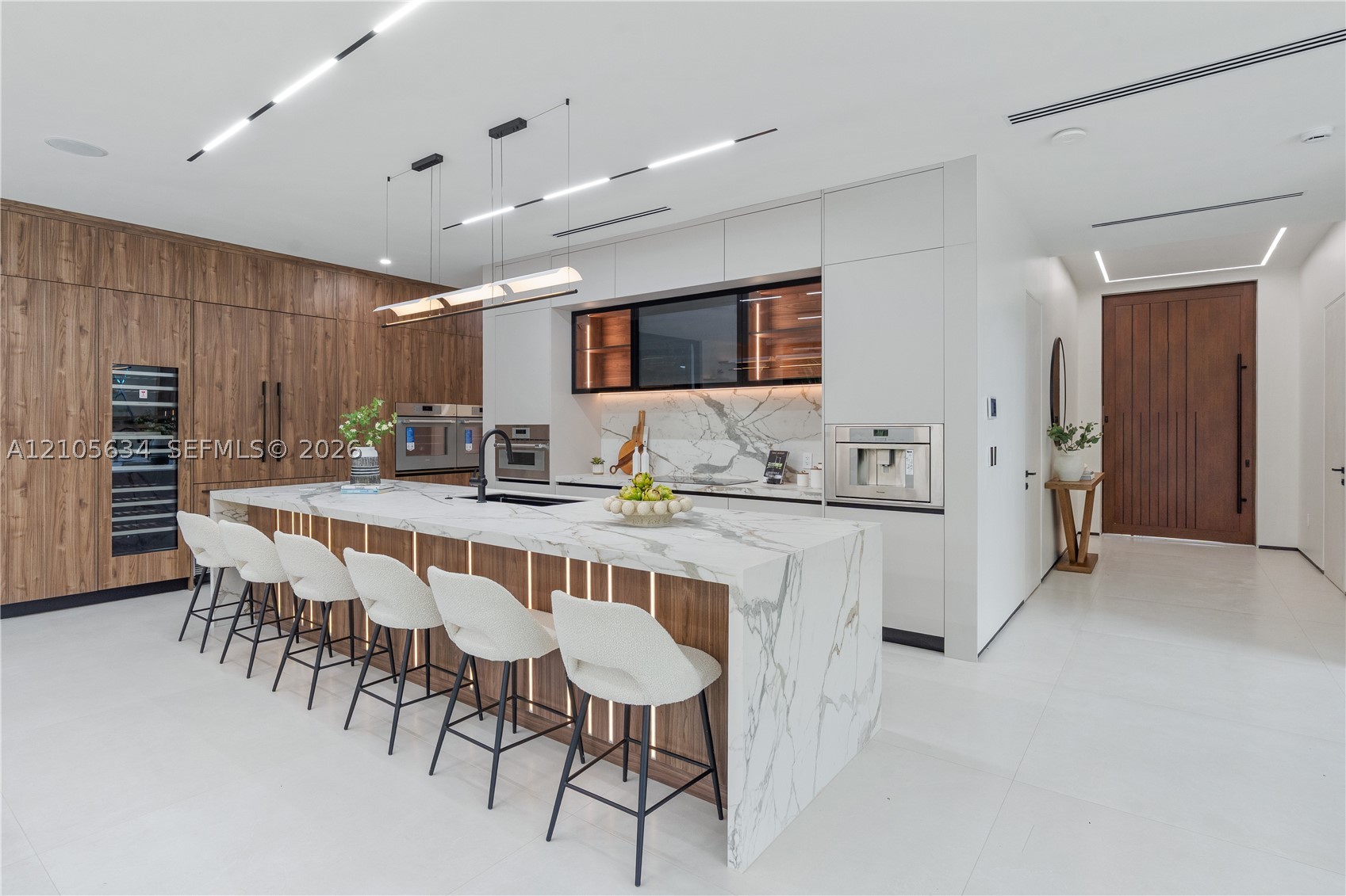 623 NE 16th Ter, Fort Lauderdale FL 33304