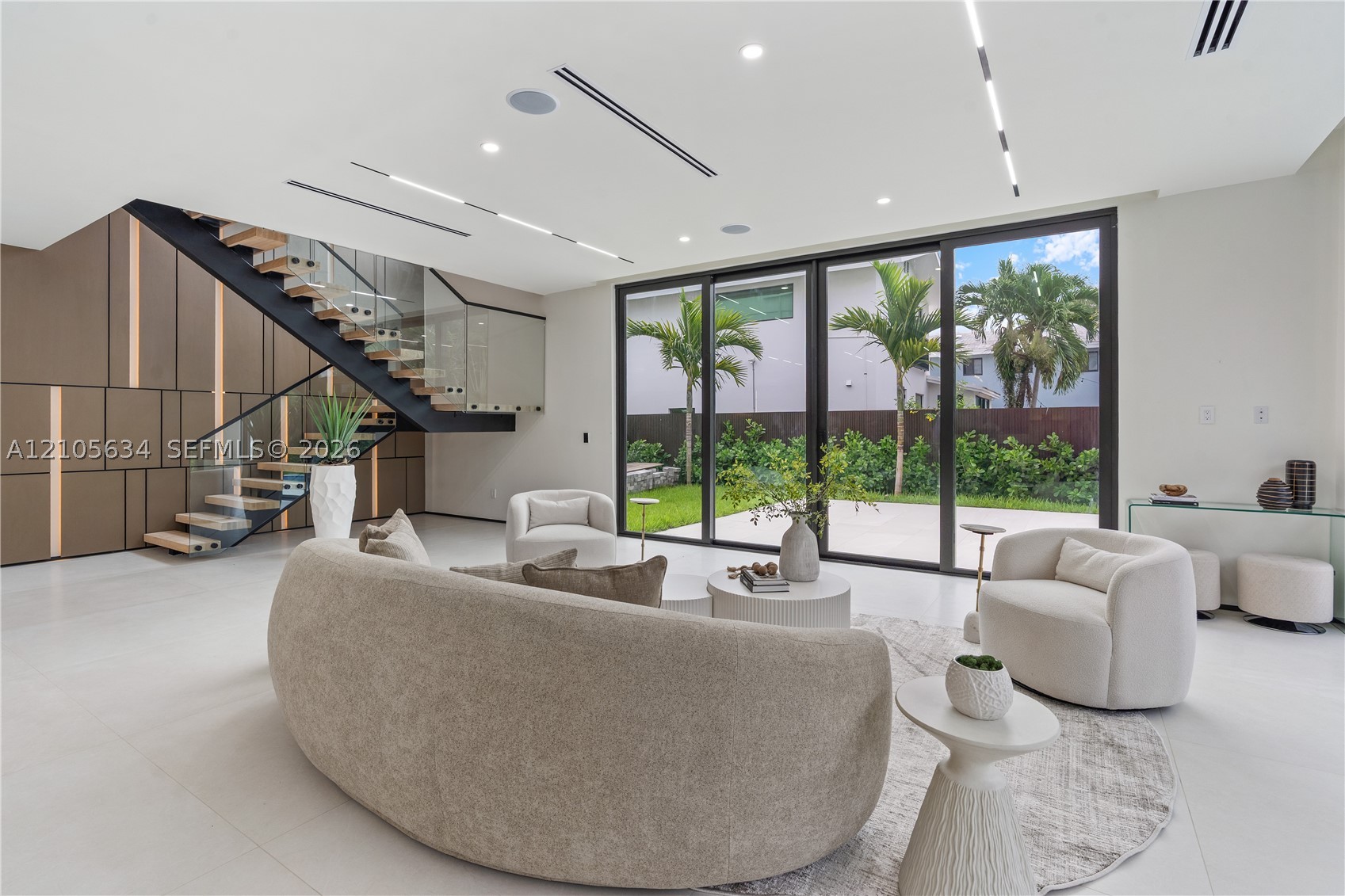 623 NE 16th Ter, Fort Lauderdale FL 33304